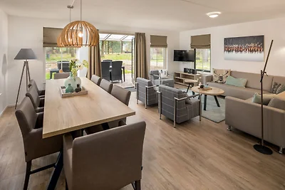 Lux. Ferienhaus mit Whirlpool und Sonnendusch...