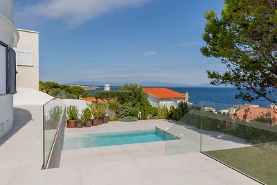 Moderne villa in L'Escala