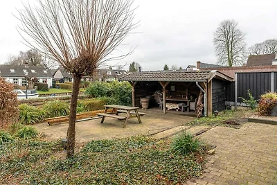 Ruim vakantiehuis in het centrum van Langweer