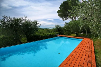 Gemütliches Bauernhaus mit Swimmingpool und...