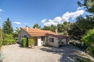 Moderne Villa mit privatem Pool