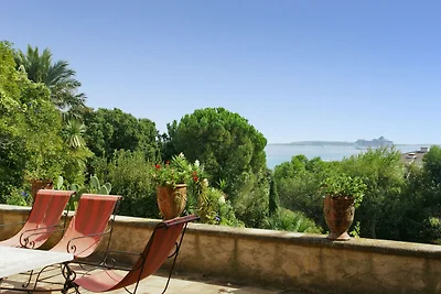Villa del XVIII secolo a Cannes con piscina