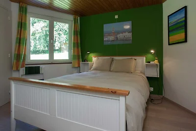Fijne vakantiewoning in Stoumont met terras o...
