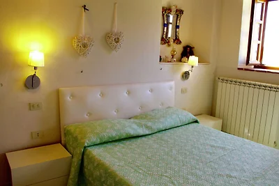 Idilliaca casa vacanze con piscina a Vinci