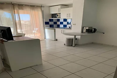 Coastal vacation apartment in Agde