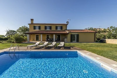 Villa in Porec mit Schwimmbecken
