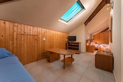 Appartamento con piscina riscaldata in comune