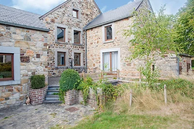 Ferienhaus in Jalhay f�r neun Personen