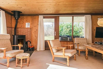 Ferienhaus in Glesborg mit Terrasse