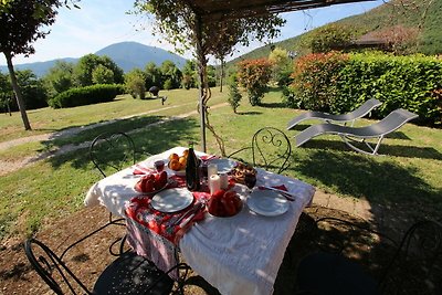 Delizioso agriturismo con piscina a Casperia