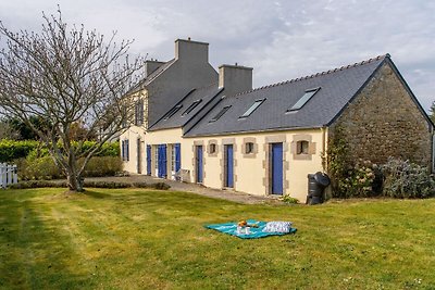 Breton country house near the beach in...