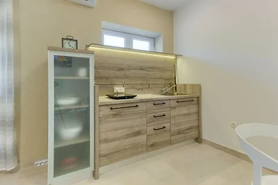 Majestic Kastel Stari Apartment with Terrace ...