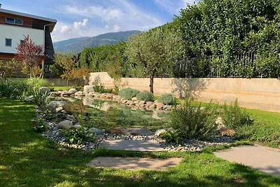 Appartamento per vacanze a Lana con piscina