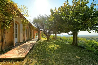 Maison de vacances ensoleillée en Provence