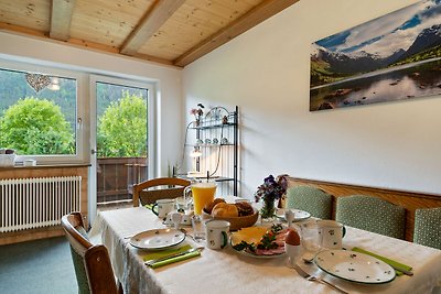 Gemütliches Apartment in Mühlbach mit Balkon