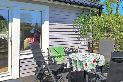 6 person holiday home in BERGKVARA