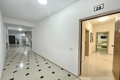 Appartamento vicino alla spiaggia di Plazhi...