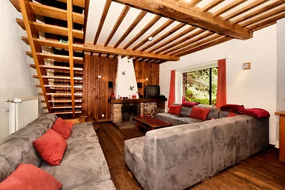 Ferienhaus in Rendeux mit Terrasse