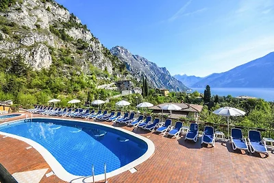 Wohnung in Limone mit Balkon oder Terrasse