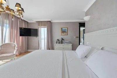 Villa Carolus in Vodice - Five Bedroom Villa ...