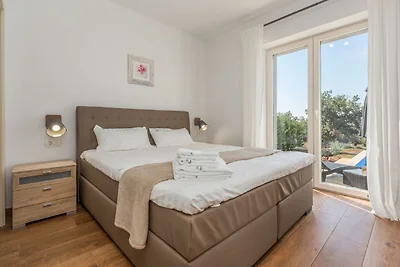 Villa mit Meerblick in Kaštelir