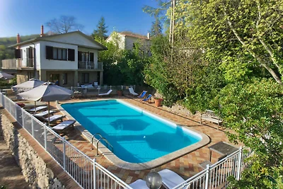 Ferienhaus in Sassetta mit Garten