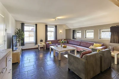Villa met sauna, bubbelbad en stoomdouche