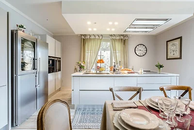 Villa a Orentano con Piscina Privata