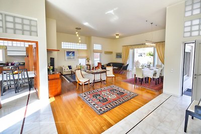 Schöne Villa in Meeresnähe in Agios Nikolas