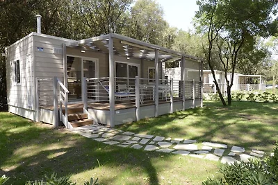 Chalet a Baia Domizia con piscina