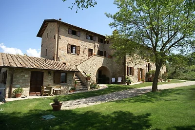 Casa vacanze a Montone con piscina