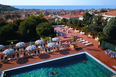 Appartamento a Pietra Ligure con garage