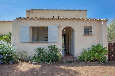 Gemütliches Ferienhaus mit Terrasse