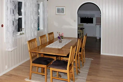 5 Personen Ferienhaus in Selsøyvik