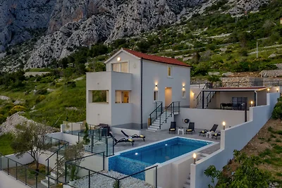 Splendida villa a Drašnice con piscina...