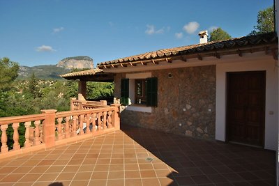 Spacious Mansion in Alaró with Swimming Pool