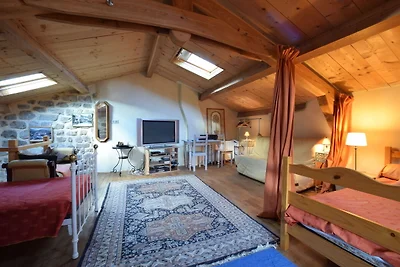 Idyllisches Ferienhaus mit Swimmingpool in...