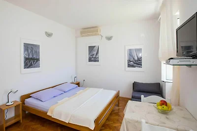 Studio-Apartment mit Meerblick