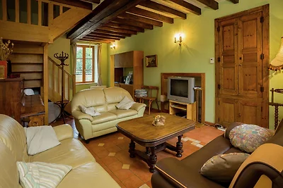 Splendida casa vacanze con piscina a Diges