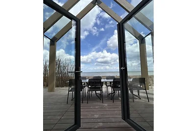 Strandvilla aan het IJsselmeer