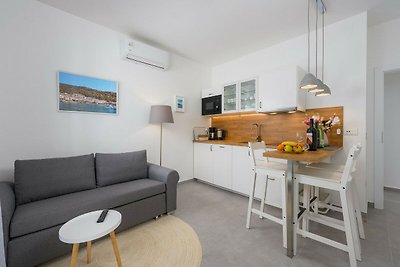 Aantrekkelijk appartement met tuin