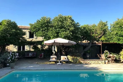 Hochwertige Villa in Wien mit Schwimmbad
