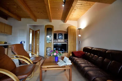 Schöne Ferienwohnung mit Terrasse in Boddin