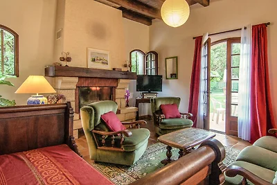 Schönes Ferienhaus mit privatem Pool