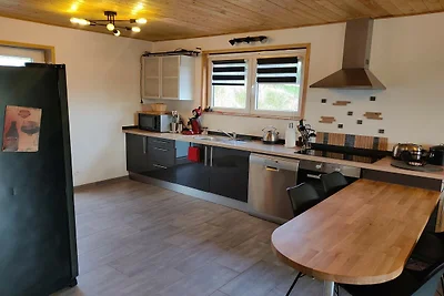 Appartement in Froidchapelle vlakbij dammen