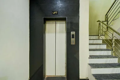 Hotel O Laxmi Nagar Jhotwara