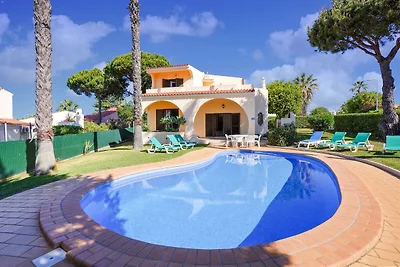 Exquisite Villa in Vilamoura mit privatem...