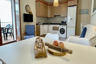 Appartamento Cala Montgo con piscina