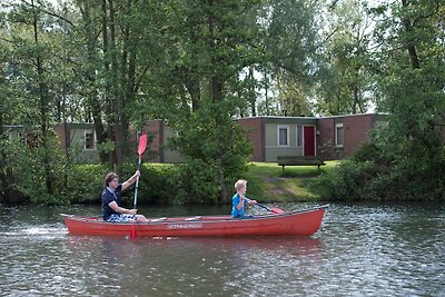 Geschakelde villa met afwasmachine, in De...