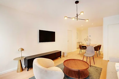 Strak appartement in Levallois-Perret